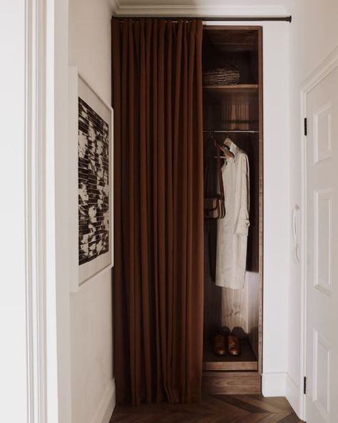 Wardrobe Curtain Doors, Closet With Curtains For Doors, Curtain Wardrobe Doors, Entrance Cloakroom, Interior Design Entrance, Curtain Wardrobe, Curtain Closet, Narrative Design, French Closet