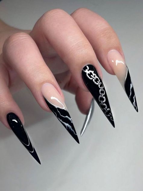 Unique Stiletto Nails, Nail Stilleto Ideas, Ongles Goth, Horror Nails, Classy Acrylic, Nails Stiletto, Gothic Nails, Edgy Nails, Goth Nails