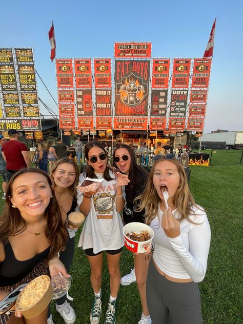 Town Fair Outfit, State Fair Outfit Ideas, State Fair Outfits, Fair Fits, Fair Season, Fall Fair, Summer Vision, 2023 Goals, Iowa State Fair