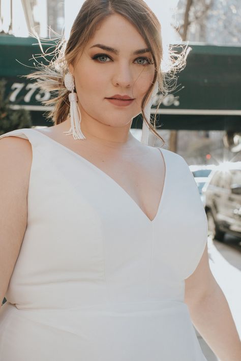 Wedding Makeup For Plus Size Brides, Bridal Makeup For Plus Size, Bridal Makeup Plus Size, Makeup Plus Size, Teal Gold Wedding, Bridal Makeup For Blue Eyes, Plus Size Brides, My Wedding Dress, Soft Glam Makeup