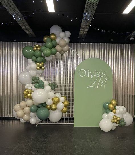 21st Backdrop, Arch Backdrops, Backdrop Event, White Party Decorations, 18th Birthday Decorations, Reception Backdrop, 21st Birthday Decorations, Arch Backdrop, Diy Balloon Decorations