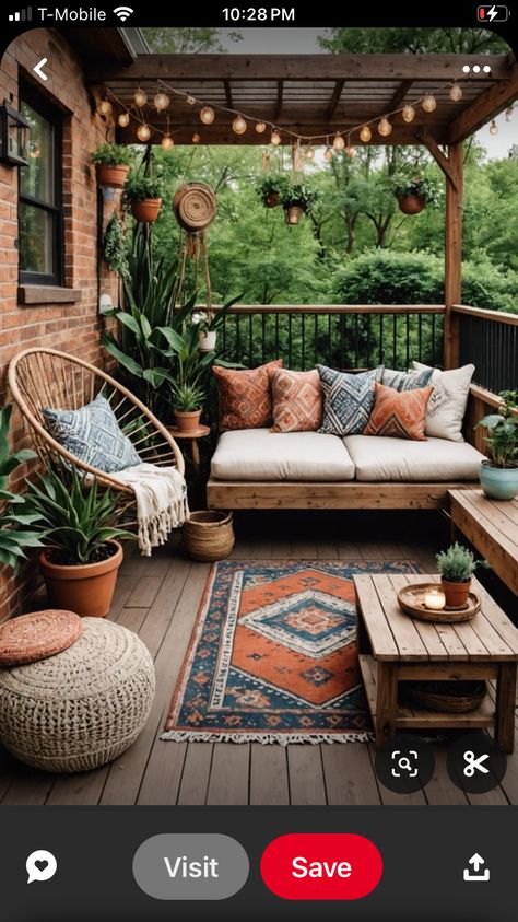 Porch Decorating Boho, Apartment Porch Ideas, Small Back Porches, Boho Porch, Apartment Porch, Small Back Porch Ideas, Big Porch, Natural Interior Design, Boho Apartments