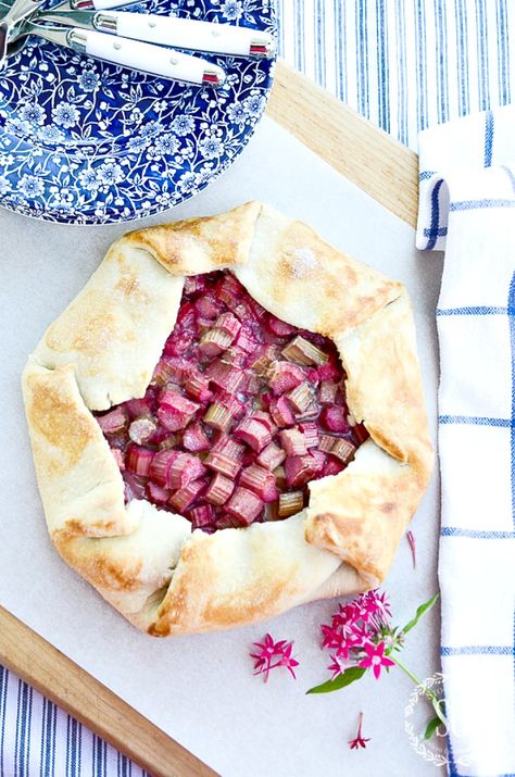 ON THE MENU WEEK OF JUNE 4TH - StoneGable Rhubarb Galette, 4th Of July Ideas, Rustic Dessert, Super Easy Desserts, Buttery Pie Crust, Rhubarb Desserts, Chile Sauce, Dessert Simple, July Ideas