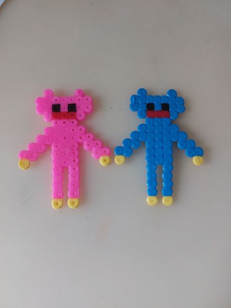 Huggy wuggy Pyssla
🤟 Things To Make With Perler Beads Easy, Huggy Wuggy Perler Pattern, Perler Beads Ideas Small Minecraft, Peeler Bead Ideas Cute, Perler Bead Patterns Without Black, Harmer Beads, Pyssla Beads Ideas, Peeler Beads Patterns Cute, Matching Perler Beads Ideas