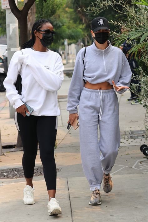 Yeezy Outfit, Hailey Bieber Style, Justine Skye, Los Angeles Apparel, Anita Ko, Cropped Pullover, Hailey Baldwin, Star Style, Hailey Bieber