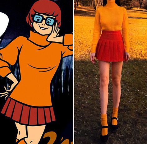 Velma Dinkley From Scooby-Doo Velma Makeup Scooby Doo, Vilma Scooby Doo Costume, Cute Velma Costume, Scooby Doo Couple Costumes, Diy Velma Costume, Velma Costume Halloween, Hot Velma Halloween Costume, Velma Costume Ideas, Halloween Costumes Velma