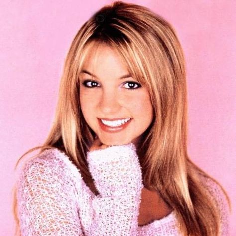 Britney Spears Aesthetic, Britney Spears 2000s, 2000s Icons, Estilo Marilyn Monroe, Britney Spears Photos, Britney Spears Pictures, Britney Jean, 2000s Aesthetic, 2000s Fashion