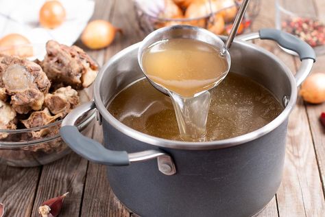 Drinking Bone Broth, Make Bone Broth, Bone Broth Benefits, Bone Broth Recipe, Beef Bone Broth, Beef Bones, Broth Recipes, Recipes To Make, Tasting Table