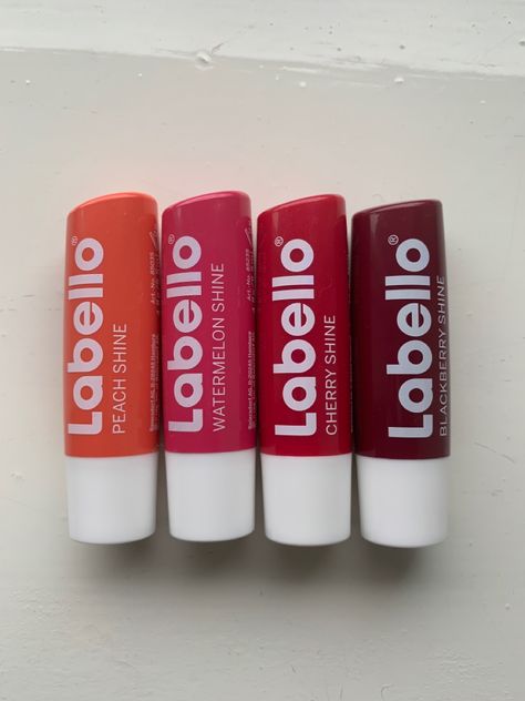 Nivea Lip Balm, Cute Nail Polish, Color Lip Balm, Lip Gloss Collection, Life Hacks For School, Lip Care, Girly Things, Cute Nails, Wii