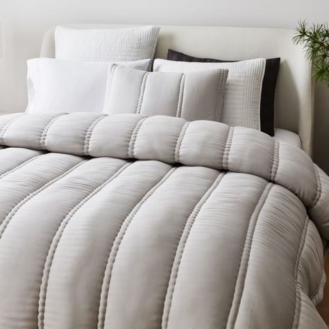 Plush Comforter, Luxury Comforter Sets, Simple Bed Designs, Kids Duvet, Kids Duvet Cover, Simple Bed, Inspire Me Home Decor, Quilted Sham, Soft Bedding