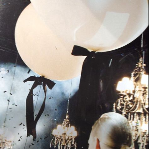 Big white balloons w black bows tied to them ~ elegant White Balloons Black Ribbon, Balloons With Ribbon Bows, Balloons Wedding Reception, Giant Balloon Decor, Big Round Balloons, Don Perignon, Black And White Balloons, Holiday Party Ideas, Pretty Balloons