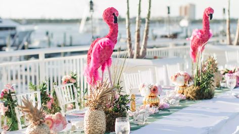 51 Theme Party Ideas From Actual Party Planners | StyleCaster. Flamingos are a great addition to a party #flamingo #birthday Tea Parlor, Hamptons Party, Event Planning Themes, Display Visual Merchandising, Birthday Certificate, Event Planning Office, Chanel Cake, Event Planning Website, Theme Party Ideas