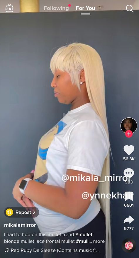 Blonde Mullet Women, Weave Business, Blonde Mullet, Mullet Cut, Mullet Wig, Black Ponytail Hairstyles, Quick Weave Hairstyles, Medium Short Hair, Hair Techniques