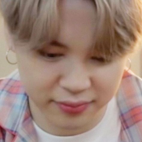 Jiminie Cute, Jimin Cheeks, Jimin's Cheeks, Jimin Pfp, Baby Chipmunk, Mimi Love, Jimin Selca, Park Jimin Cute, Bts Playlist