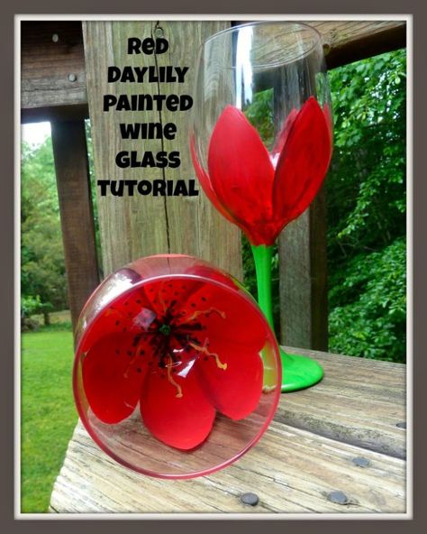 How To Paint Flowers - Red Daylily Flower Painted Wine Glass Tutorial - Step by Step Tutorials for Painting Roses, Daisies, Whimsical and Abstract Floral Techniques - Easy Acrylic Flower Tutorial for Beginners - Paint on Wood, Canvas, On Wasll, Rocks, Fabric and Paper - Step by Step Instructions and How To #painting #diy Flowers Painting Easy, Red Daylily, Daylily Flower, How To Paint Flowers, Lily Design, Wine Glass Designs, Painted Glassware, Diy Wine Glasses, Paint Flowers