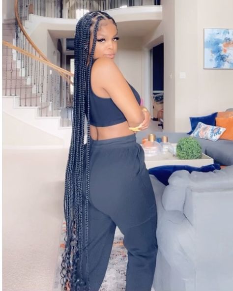 Girl Boss & Influencer on Instagram: “Thank you @feminineattractions for these amazing floor length knotless box braids. Ladies Go Book your spot before it’s taken! I can’t…” Floor Length Knotless Braids, Floor Length Braids, Knotless Box Braids, Birthday Plans, Quick Weave Hairstyles, Quick Weave, Best Flooring, Birthday Planning, Knotless Braids