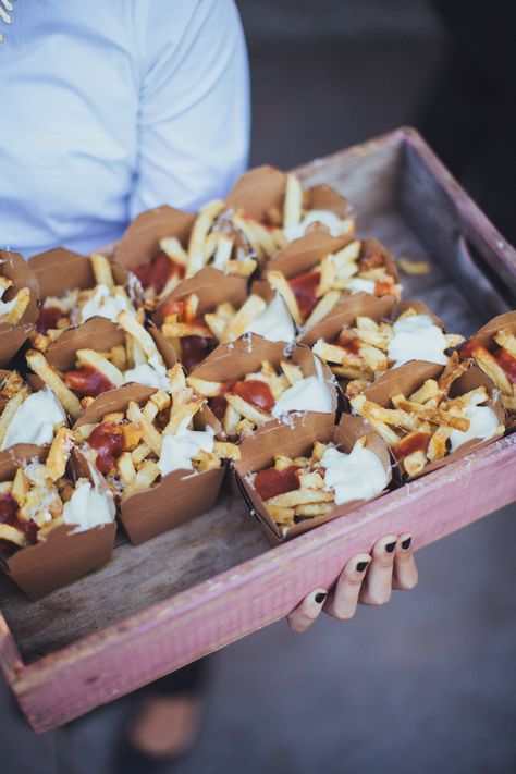 Wedding Late Night Snacks, Smog Shoppe Wedding, Fruit Buffet, Wedding Snacks, Sitting In A Tree, Reception Food, Wedding Reception Food, Food Stations, Late Night Snacks