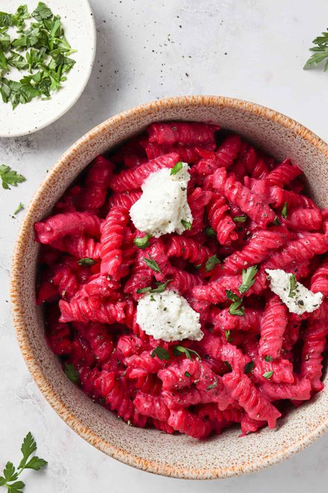 Beet Pasta Sauce Beet Pasta Sauce, Pink Sauce Pasta, Beet Pasta, Tomato Tortellini Soup, Creamy Pasta Sauce, Pasta Varieties, Creamy Avocado Sauce, Pasta Sauce Homemade, Olive Recipes