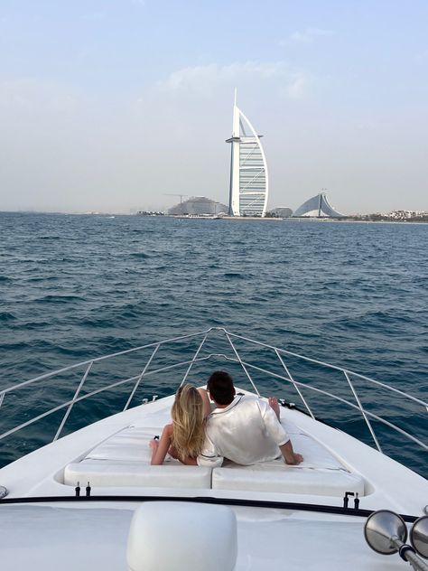 Rich Travel Couple Aesthetic, Yacht Couple Aesthetic, Luxury Love Aesthetic, Dubai Rich Aesthetic, Dubai Summer Aesthetic, Rich Love Aesthetic, Italy Romance Aesthetic, Powerful Couple Aesthetic, Couple Trip Aesthetic