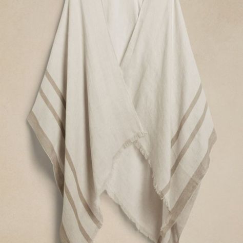 Luxurious Fabric, Neutral Colors, Great For Layering Cool Summer Nights Or As Beach Cover Up. Generously Sized At 62 L X 56 W. Linen, Italy. New With Tags!