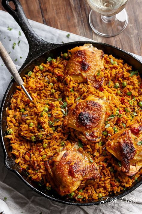 One Pan Crispy Spanish Chicken and Rice (Arroz Con Pollo) | http://cafedelites.com Spanish Chicken And Rice, Pollo Recipe, Spanish Chicken, Cafe Delites, Arroz Frito, Spanish Dishes, Spanish Rice, Chicken And Rice, One Pan