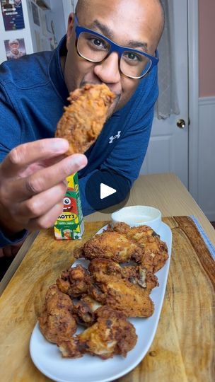 Crispy Fried Chicken Wings, Chicken Wing Marinade, Baking Rack, Buttermilk Chicken, Fried Chicken Wings, Crispy Fried Chicken, Baked Chicken Wings, Chicken Wing, Fried Vegetables