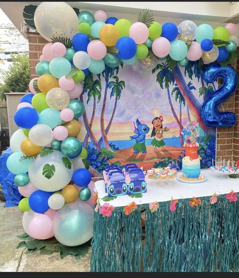 Lilo And Stitch Birthday Balloon Arch, Lilo And Stitch Backdrop Ideas, Lilo And Stitch Birthday Party Backdrop, Lilo And Stitch Birthday Party Decor, Lilo And Stitch Candy Table, Lilo And Stitch 2nd Birthday Party, Lilo And Stitch Backdrop, Lilo And Stitch First Birthday Party, Lilo And Stitch Baby Shower Theme