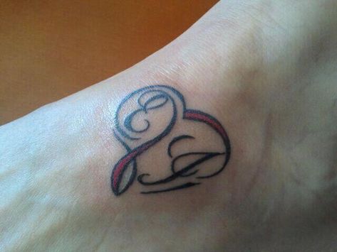 My newest tattoo..infinity heart with my kids initials..E and J Kids Initial Tattoos, Infinite Heart, Bodysuit Tattoos, Phönix Tattoo, Diy Tattoo Permanent, J Tattoo, Tattoo Templates, Tattoo Now, Infinity Tattoos