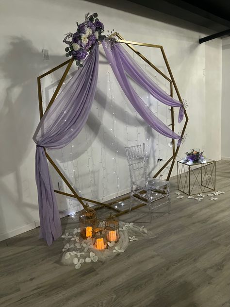 Purple And Gold Prom Decorations, Purple Photo Booth Backdrop, Purple Prom Decor, Lavender And Gold Sweet 16, Purple And Gold Party Ideas, Purple And Gold Decor, Purple Prom Decorations, Purple And Gold Graduation Party Ideas, Purple Photo Booth