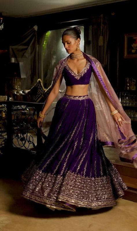 Velvet Lehenga Choli, Bridesmaid Indian, Purple Lehenga, Lehenga Bridesmaid, Bridesmaid Lehenga, Lehenga Choli For Women, Sangeet Outfit, Choli For Women, Velvet Lehenga