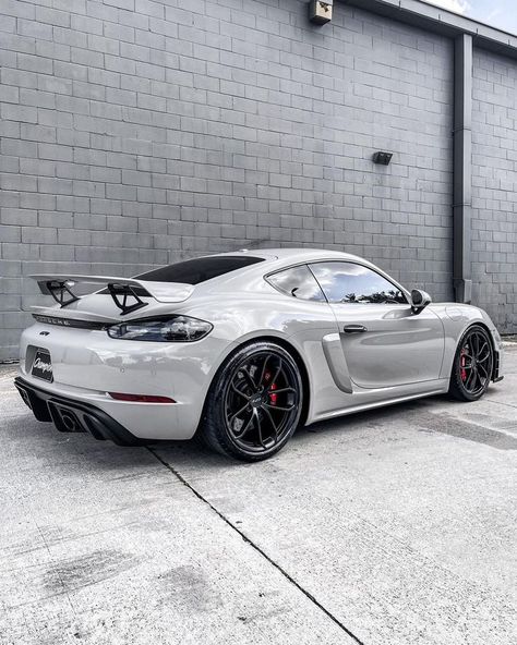 Porsche Gt4, Cayman Gt4, Grey Car, Porsche Sports Car, Rims For Cars, Street Racing Cars, Big Car, Porsche Cars, Porsche Design