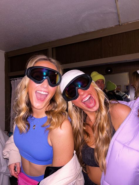 Ski themed outfits, aspen, ski, instagram poses, frat party outfits, college instagram Skier Costume Halloween, Aspen Ski Party Outfit, Ski Lodge Frat Party Outfit, 80s In Aspen Theme Outfit College, Aspen Theme Party Outfit College, Ski Frat Party Outfit, Ski Lodge Outfit Party College, 80s In Aspen Theme, Aspen Theme Party