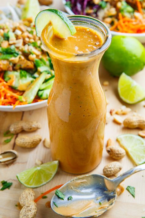 Thai Peanut Dressing Noodle Meals, Thai Peanut Dressing, Homemade Salad Dressing Healthy, Dressing Recipes Thanksgiving, Thai Salad, Peanut Dressing, Salad Dressing Recipes Homemade, Thai Peanut, Buddha Bowls