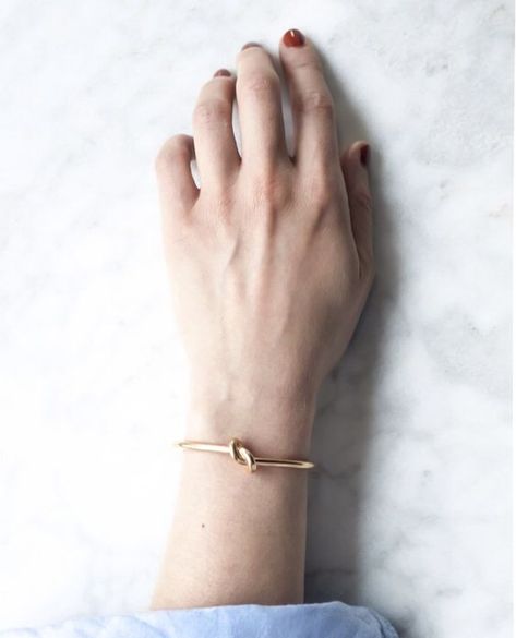 Minimal Gold Bracelet For Women, Minimal Rings, Gold Bracelet Bangle, Thought Leader, Minimalist Bangle, Cuff Bracelet Gold, Rings Minimalist, Minimal Jewellery, Minimal Bracelet