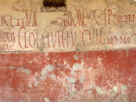 Someone Has Translated Pompeii Graffiti and It’s Awesome Seen Graffiti, Ancient Pompeii, Pompeii Ruins, Pompeii And Herculaneum, Wall Writing, Ancient Origins, Pompeii, Ancient Romans, Sign Printing