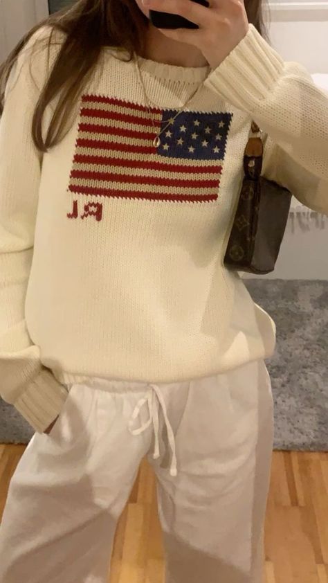 Ralph Lauren Vibe, Ralf Lauren Girl, Ralph Lauren Flag Sweater Outfit, Ralph Lauren Usa Sweater, Ralph Lauren Aesthetic Outfit, Ralph Lauren Sweater Outfit, Pull Ralph Lauren, Ralph Lauren Flag Sweater, Usa Ralph Lauren