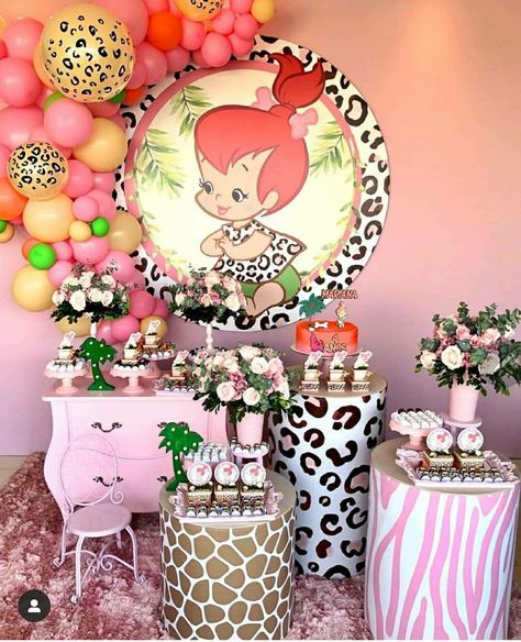 Lila Party, Baby Birthday Party Theme, 1st Birthday Girl Decorations, Baby Birthday Themes, Second Birthday Ideas, 1st Birthday Party Themes, 2nd Birthday Party Themes, Birthday Party Theme Decorations, First Birthday Party Themes