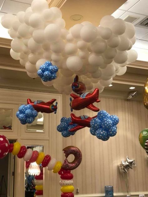 Airplane birthday ideas. Pilot Decoration Party Ideas, Aviator Themed Birthday, Airplane Party Theme Decoration, Airplane Balloon Decorations, Airplane Bday Party Theme, Plane Birthday Theme, Helicopter Themed Birthday Party, Pilot Baby Shower Theme, 2nd Birthday Airplane Theme