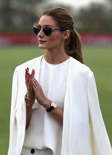 HOW TO DRESS LIKE AN ITALIAN WOMAN — Alexandra de Curtis | Luxury Italian Leather Handbags, Purses, Ballet Flats & Accessories, Made in Rome Stile Olivia Palermo, Estilo Olivia Palermo, Olivia Palermo Lookbook, Mode Tips, Olivia Palermo Style, Italian Dress, Italian Women, Looks Street Style, Simple Rules