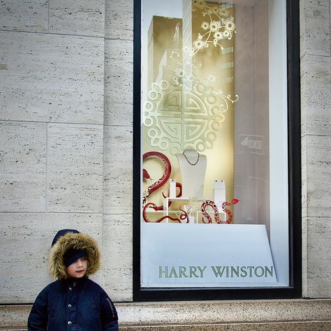 2013 — Year of the Snake. Shots of my window designs and custom Snakes for Harry Winston WORLDWIDE SALONS . . . #harrywinston #harrywinstonwatch #harrywinstonjewelry #harrywinstonwindow #windowdisplays #lunarnewyear #yearofthesnake #rubies #diamonds #chinesenewyear #jewelryaddict #jewelrydisplay #windowdisplay Cny 2024, Harry Winston Jewelry, Traditional Ideas, Window Designs, Year Of The Snake, Harry Winston, The Snake, Window Design, Window Display