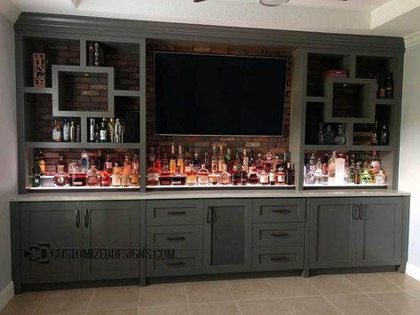 Bar Shelves Ideas Liquor, Modern Home Bar Luxury, Bar Liquor Display, Modern Home Bar Designs Luxury, Home Bar Luxury, Bar Shelves Ideas, Home Bar Designs Luxury, Luxury Liquor, Liquor Shelves