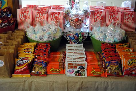 Movie Night Table Set Up, Movie Night Candy Bar, Movie Night Snack Table, Baseball Candy Table Ideas, Movie Concession Stand Ideas, Party Table Set Up Layout, Concession Stand Party Ideas, Movie Night Set Up, Indoor Movie Night Party