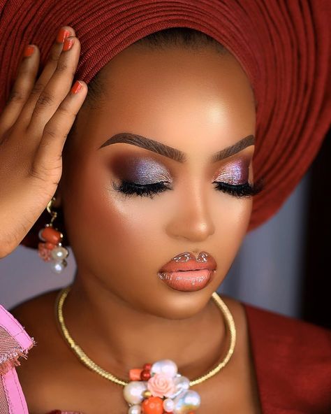 Yoruba Brides-to-be, Don’t Sleep on This Traditional Beauty Look Nigerian Bride Makeup, Beauty Head Shots, Nigerian Wedding Dresses Traditional, Black Bridal Makeup, Glam Bride Makeup, African Makeup, Yoruba Bride, African Hair Wrap, Wedding Makeup Bride