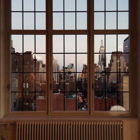 Apartment View, Empire State Of Mind, Nyc Aesthetic, Nyc Life, New York Life, City Vibe, New York Apartment, City That Never Sleeps, Window View