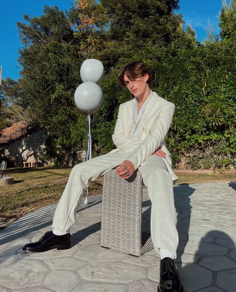 Guys Graduation Outfits, Orlando Family, Classy Party Outfit, Minimal Photography, Finally Graduated, Johnny Orlando, Bohemian Style Bag, Album Of The Year, After 4