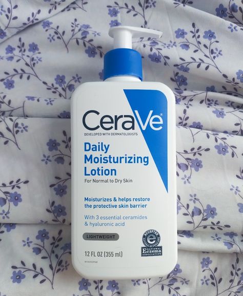 Cerave Skincare Aesthetic, Cerave Aesthetic, Cera Ve Aesthetic, Lotion Aesthetic, Skincare Cerave, Lotion Skin Care, Cerave Moisturizer, Cerave Moisturizing Lotion, Skin Packaging