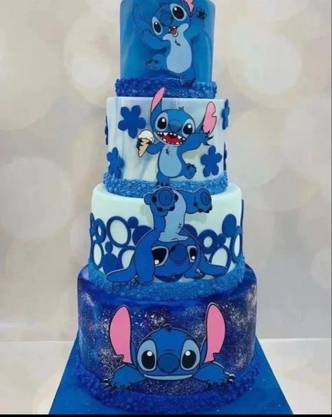 Lilo And Stitch Birthday Cakes, Stitch Quinceanera Theme, Stitch Cake Ideas Birthday Parties, Stitch Wedding Ideas, Stitch Wedding Dress, Cute Stitch Stuff, Bolo Tema Stitch, Bolos Do Stitch, Stitch Birthday Cakes