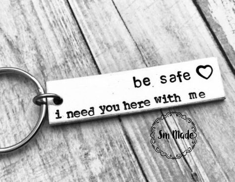 Be safe, i need you here with me (with heart) keychain - drive safe - travel - driver - trip - loved Keychain For Your Boyfriend, Keychain Drive Safe, Cute Keychains For Car Keys For Boyfriend, Funny Keychains For Boyfriend, Keychain Sayings For Boyfriend, Nursing Student Gifts, Bf Gifts, Black Sharpie, Drive Safe