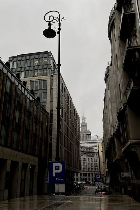 Warsaw University, Beautiful Streets, Ziggy Stardust, December 2022, City Architecture, Travel Activities, Street Photo, Future Life, Eastern Europe