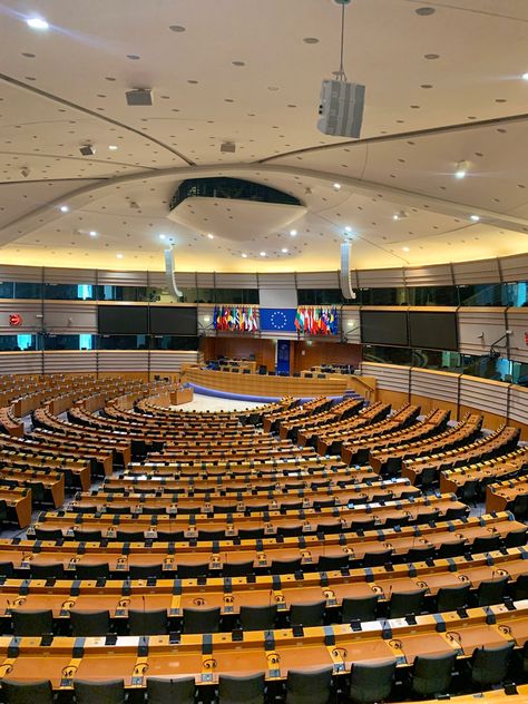 A little photo of the inside of the European Parliament in Bruxelles, Belgium #belgium #europe #parliament European Parliament Aesthetic, Job Inspiration, European Commission, European Parliament, Career Vision Board, Studying Law, Uni Life, International Relations, Dream Career